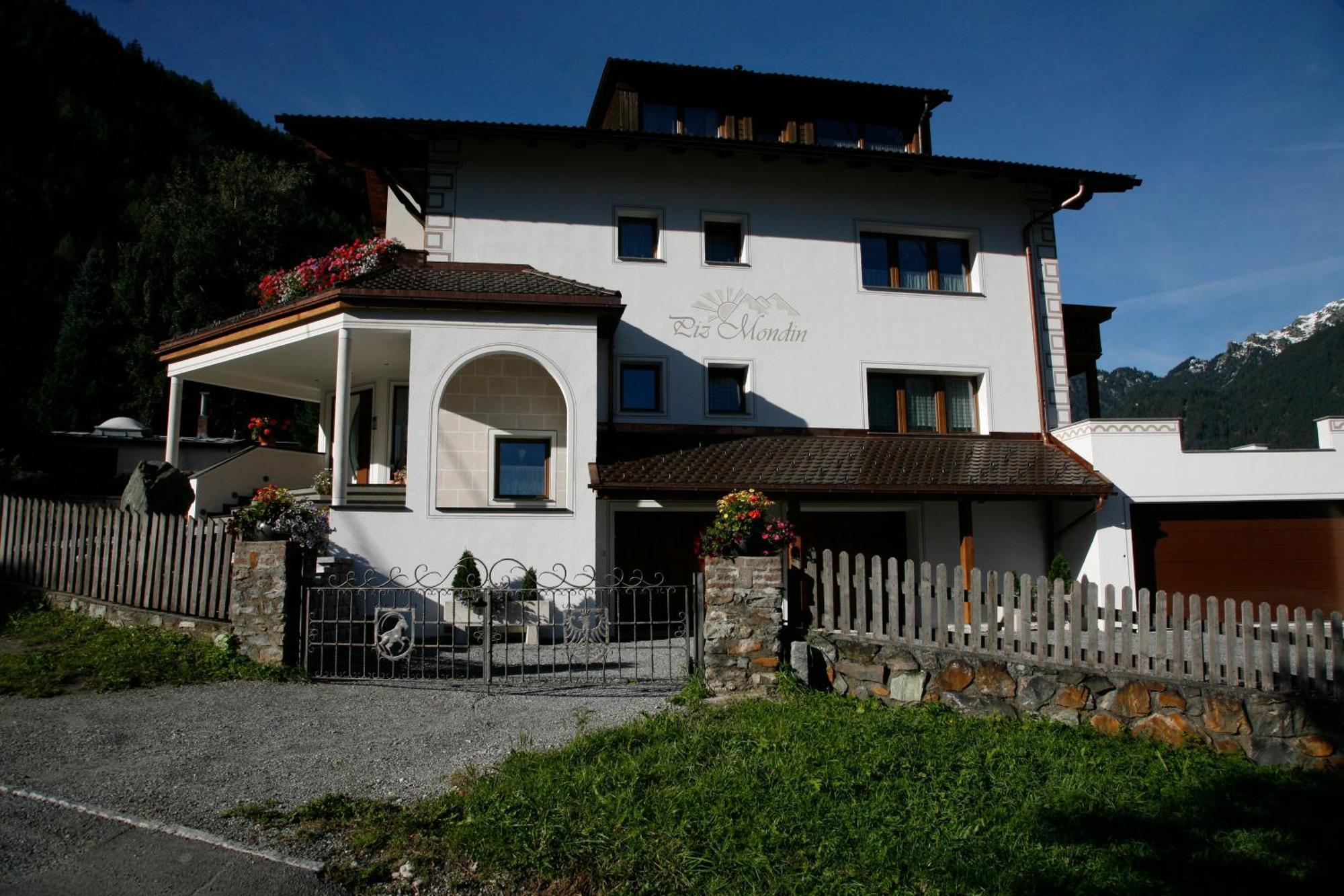 Apart Piz Mondin Pfunds Esterno foto